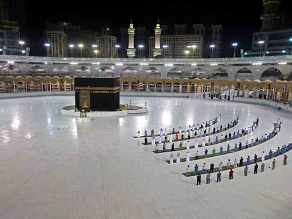 హ‌జ్ యాత్ర‌లో 60 వేల మందికే అవ‌కాశం : సౌదీ అరేబియా