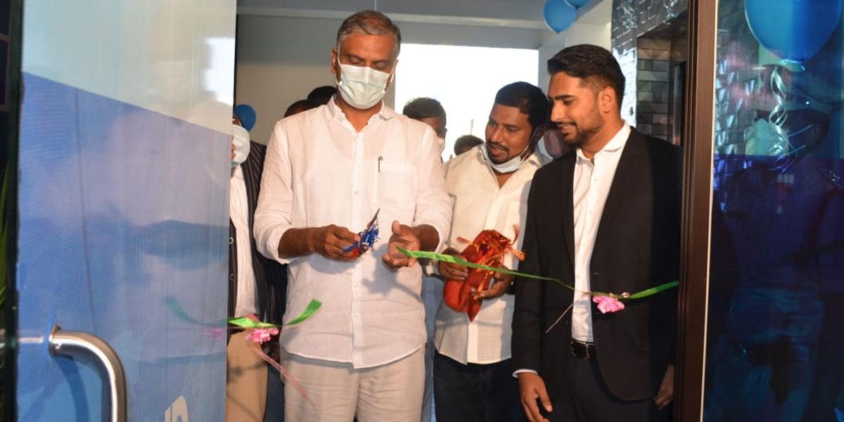 సిద్దిపేటలో క్లౌడ్ వింగ్ ఓవర్సీస్ కార్యాలయం ప్రారంభం