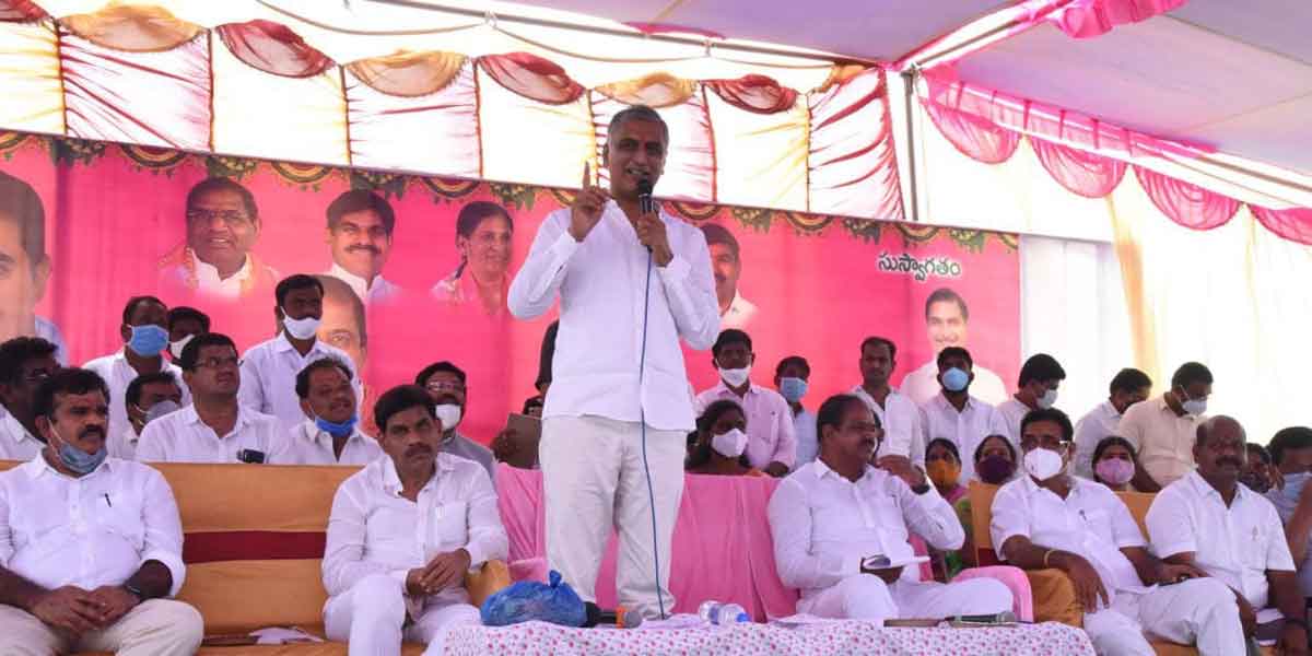 యుద్ధ ప్రాతిపదికన సిందోల్‌ రోడ్డు పనులు : మంత్రి హరీశ్‌ రావు