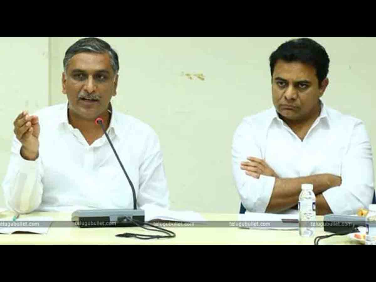 కుల‌వృత్తుల వారికి బీమా సౌక‌ర్యంపై మంత్రుల స‌మీక్ష‌