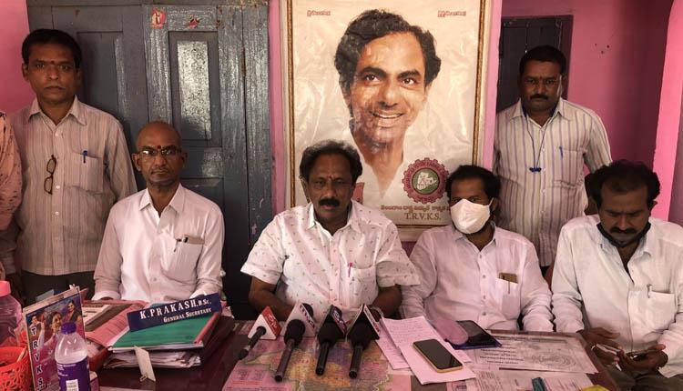 కార్మికులను ఓర్వలేని చరిత్ర ఈటలది