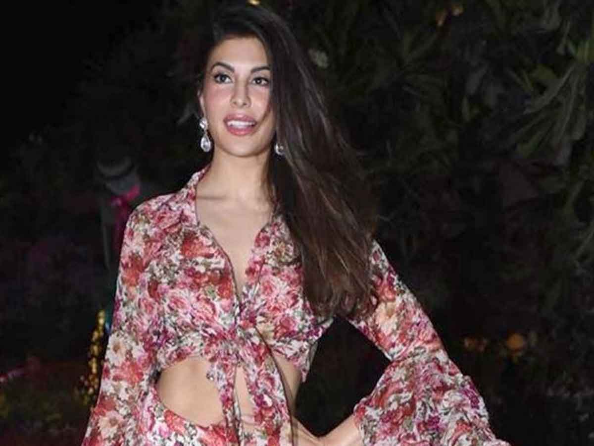 ఇండియ‌న్‌తో ప్రేమ‌లో ప‌డిన శ్రీలంక‌న్ బ్యూటీ