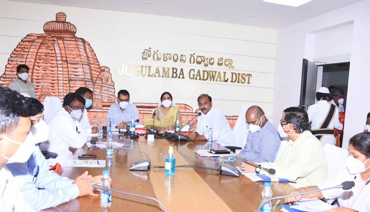 కరోనా కేసులు పెరగనీయొద్దు