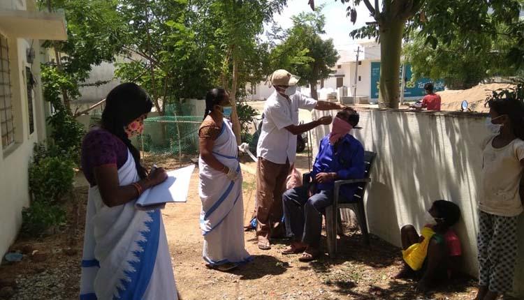 కరోనా కేసులు భారీగా తగ్గుముఖం