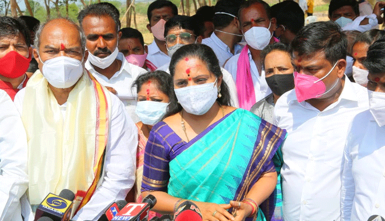 దేశానికే ఆదర్శం ఇంటింటికి జ్వర సర్వే : ఎమ్మెల్సీ కవిత