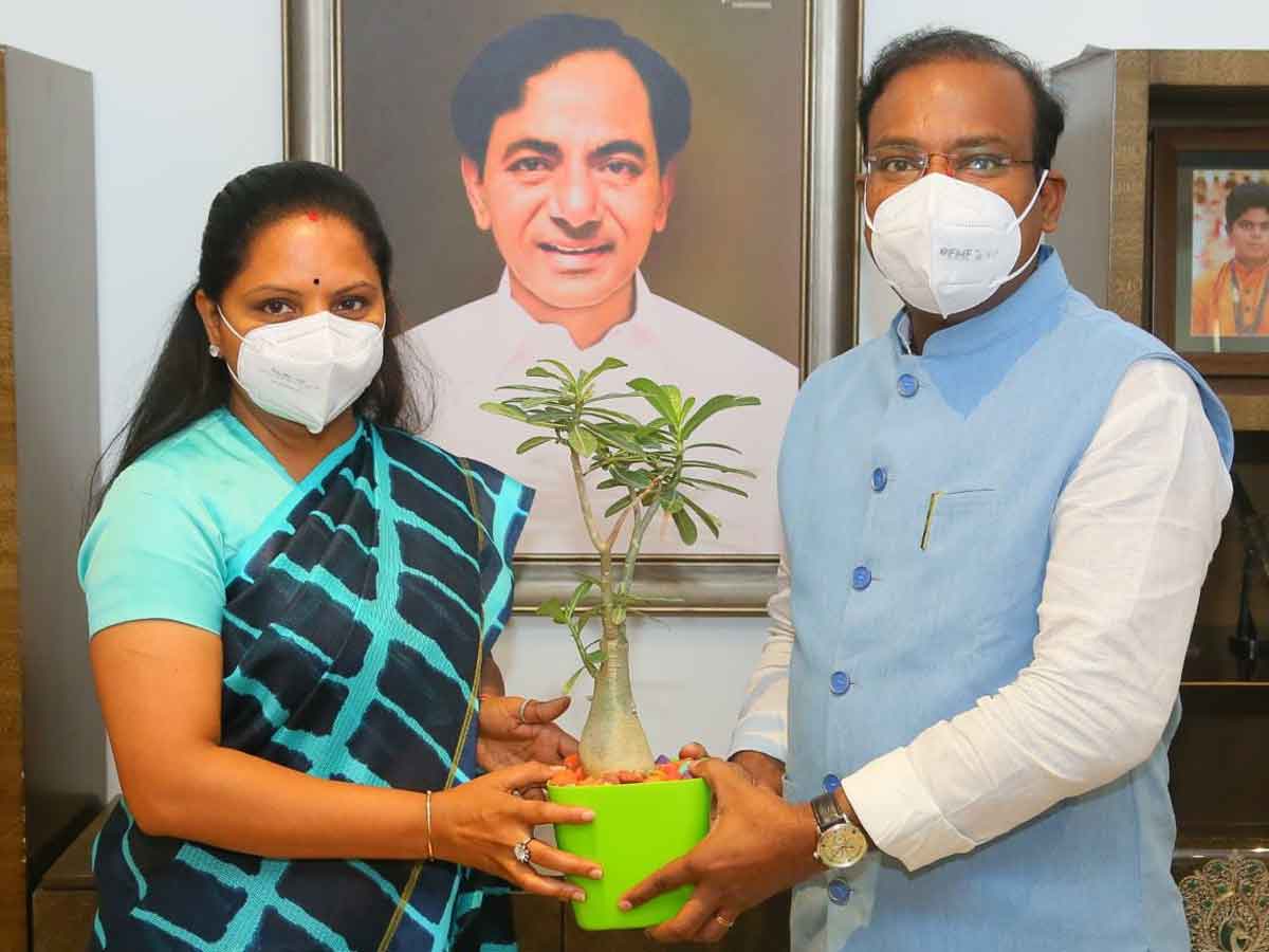 ఎంపీ వెంకటేష్‌కు పుట్టిన రోజు శుభాకాంక్షలు తెలిపిన ఎమ్మెల్సీ కవిత