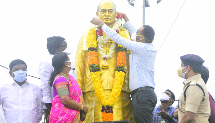 ఆర్థిక సంస్కరణలు తెచ్చిన..మహనీయుడు పీవీ