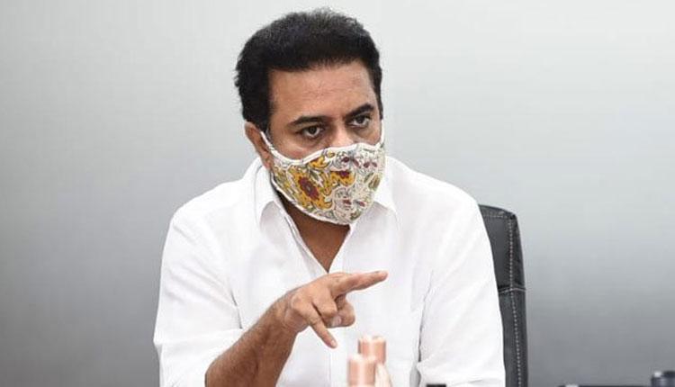 అర్ధరాత్రి ట్విట్టర్ మెసేజ్‌కు స్పందించిన కేటీఆర్