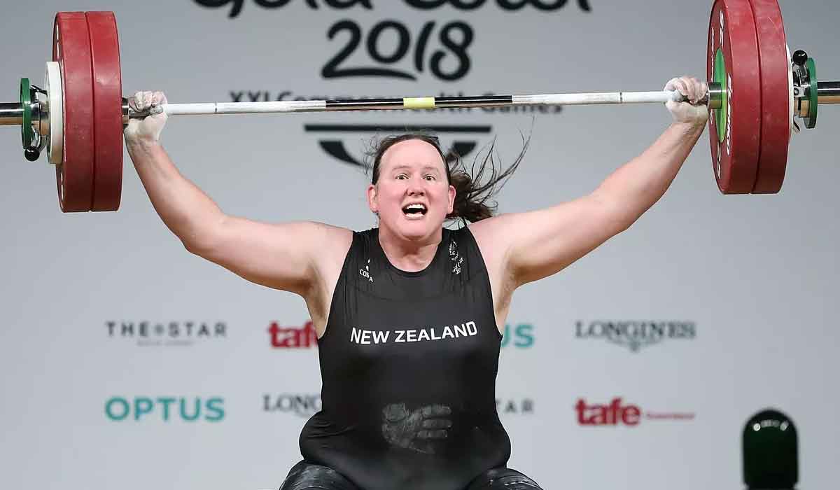 ఒలింపిక్స్‌కు ఎంపికైన తొలి ట్రాన్స్‌జెండ‌ర్ అథ్లెట్‌..