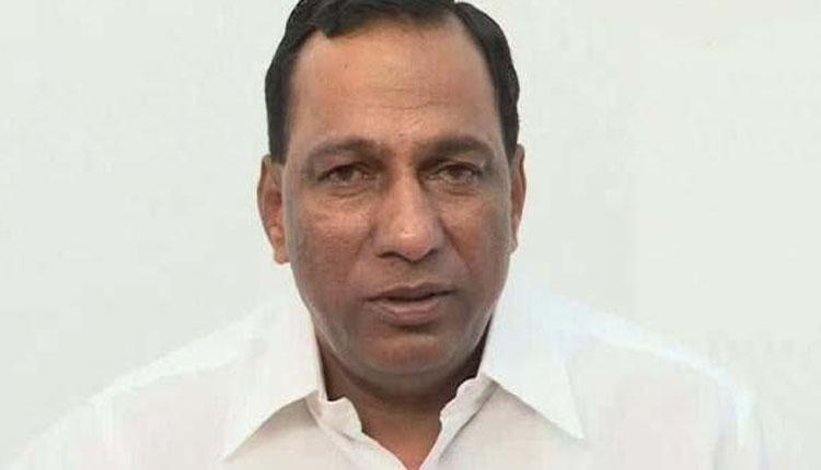 ప‌ది రోజుల్లో వ‌ల‌స కార్మికుల డేటా సేక‌రించాలి : మంత్రి మ‌ల్లారెడ్డి