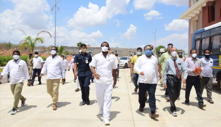 పాలమూరును హైదరాబాద్‌కు దీటుగా తీర్చిదిద్దుతాం