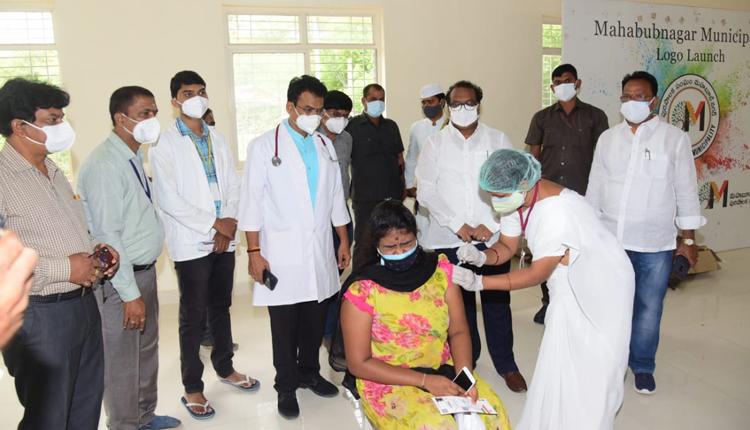 హైరిస్క్‌పర్సన్స్‌ అందరికీ వ్యాక్సిన్‌