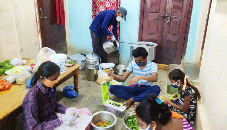 మేమున్నామని..మీకేం కాదని..