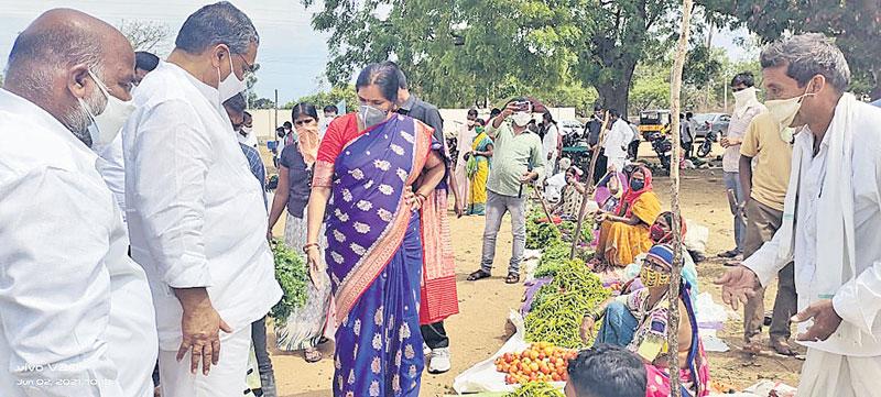 ప్రతి ఒక్కరూ నిబంధనలు పాటించాలి