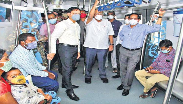 మెట్రోలో మెరుగైన సేవలు