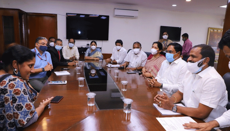 ‘రామప్ప’కు యునెస్కో గుర్తింపు ఇవ్వాలి