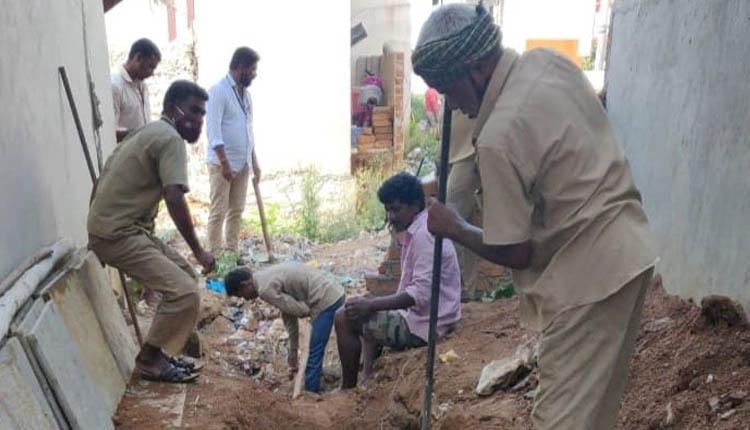 తూము మరమ్మతు పనులు ముమ్మరం