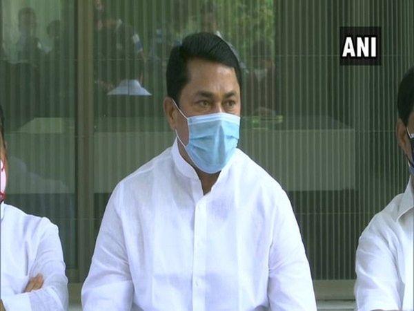 కాంగ్రెస్ ర‌హిత‌ ఫ్రంట్‌తో బీజేపీకి మేలు : నానా ప‌టోలె