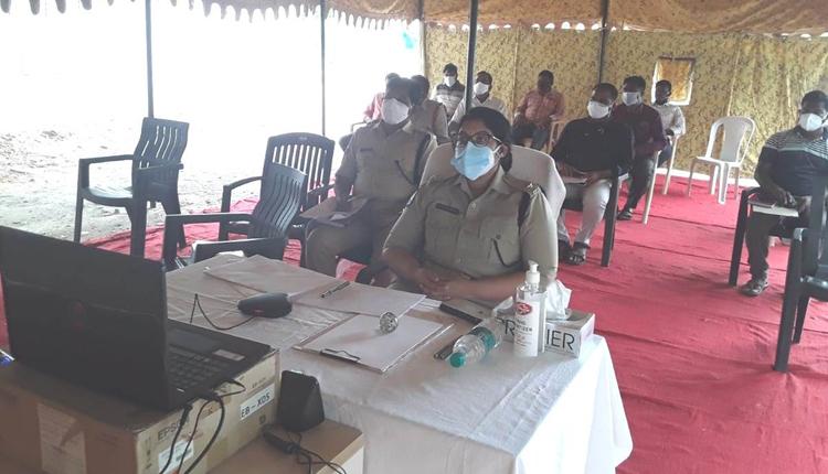 నకిలీ విత్తనాల సరఫరాపై ఉక్కుపాదం మోపాలి