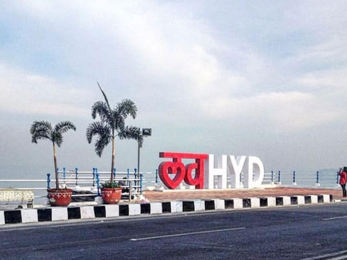 నెక్లెస్‌ రోడ్‌ పేరు మార్పు