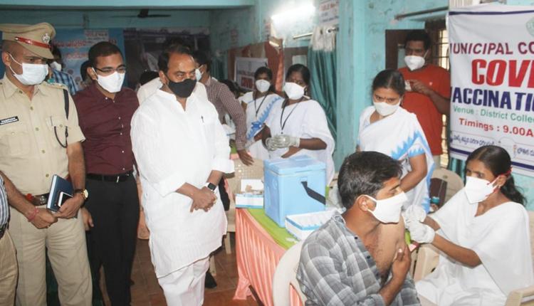 అప్రమత్తతతోనే బ్లాక్‌ ఫంగస్‌ నియంత్రణ