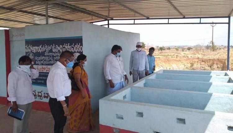 ఉపాధి కూలీల సంఖ్యను పెంచాలి