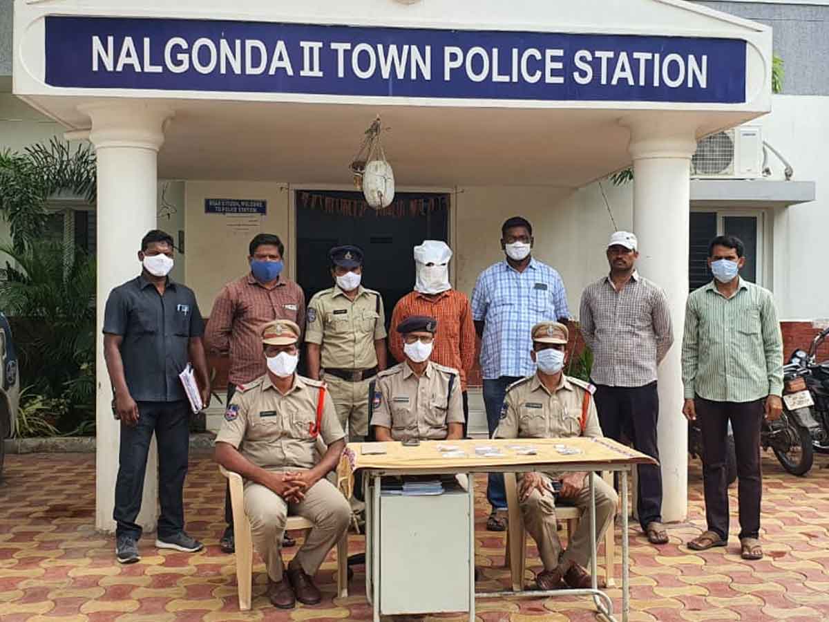 నల్లగొండ జిల్లాలో అంతర్ రాష్ట్ర దొంగ అరెస్ట్