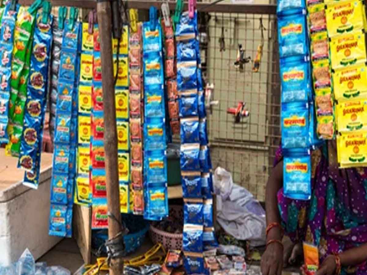 ఏపీలో ఆ ప్రాంతాల్లో సిగరెట్,పాన్ షాపులు బంద్…