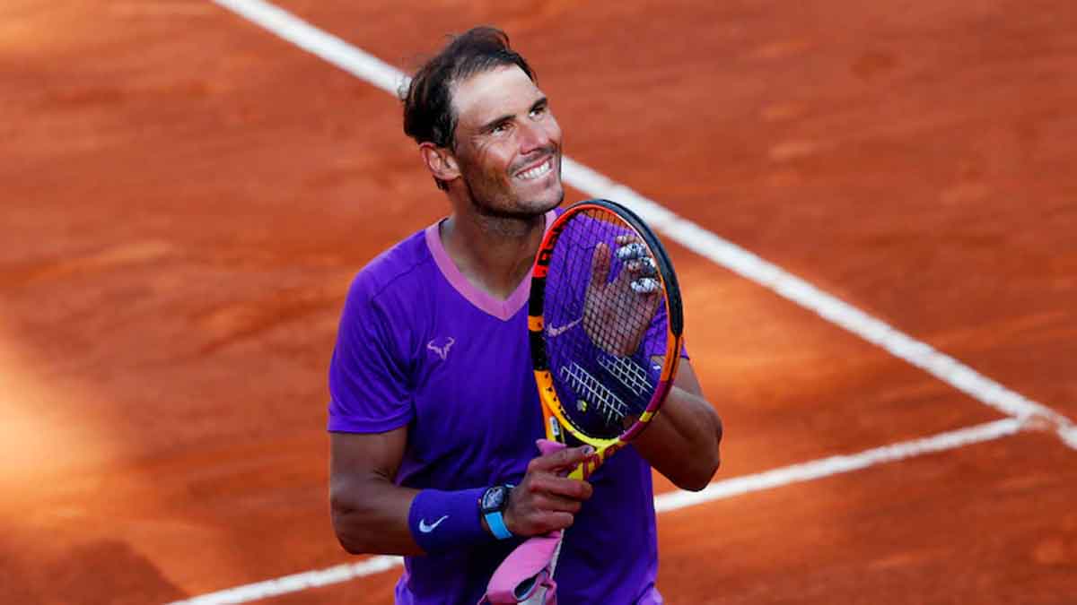 టెన్నిస్‌ స్టార్‌  రఫేల్‌ నాదల్‌ సంచలన నిర్ణయం