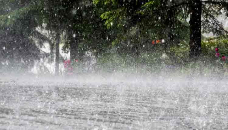 తప్పిన అతి భారీ వర్షాల ముప్పు