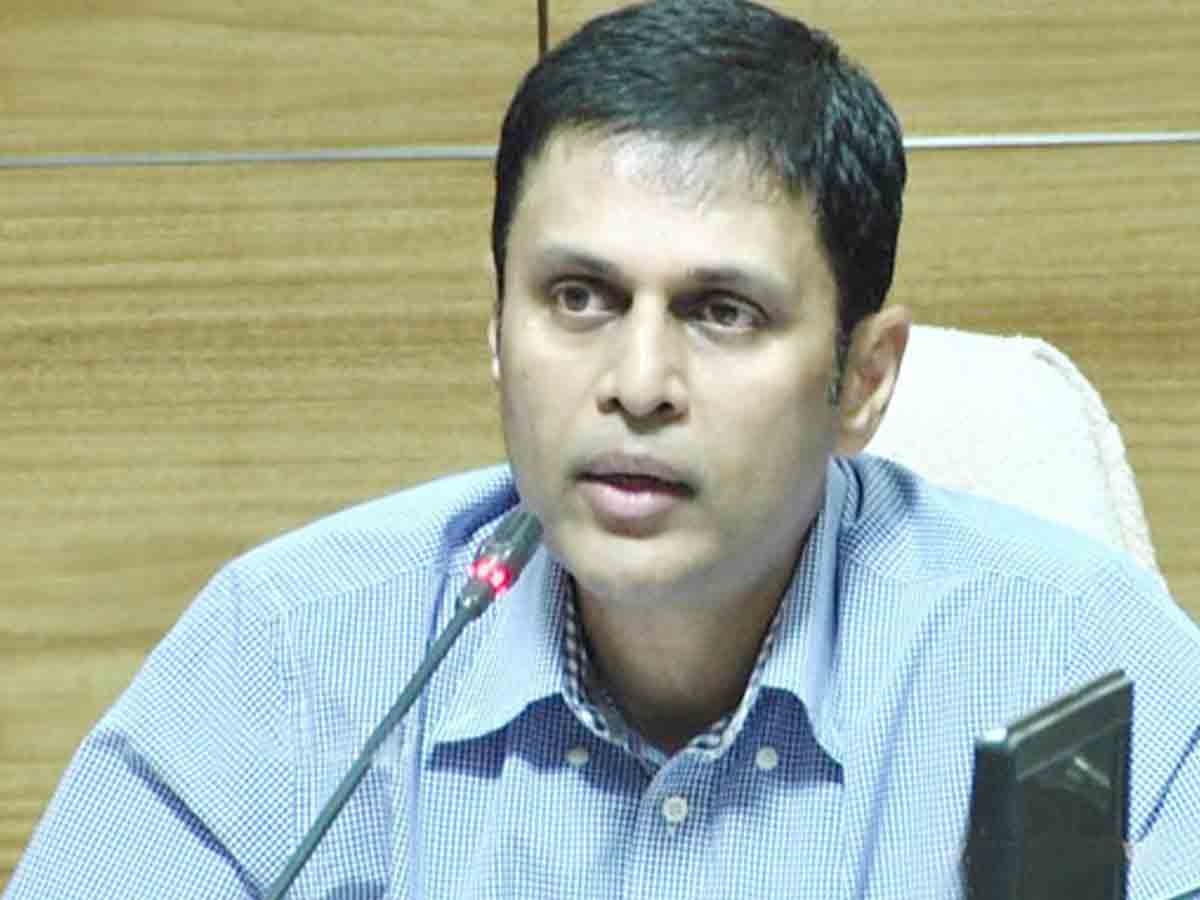 నీటిపారుదలశాఖపై రజత్‌కుమార్‌ సమీక్ష