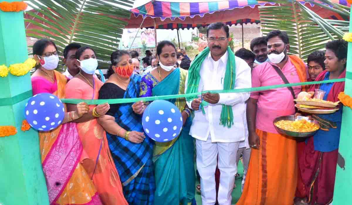 ఏపీ తీరుపై నిప్పులు చెరిగిన మంత్రి నిరంజ‌న్‌రెడ్డి