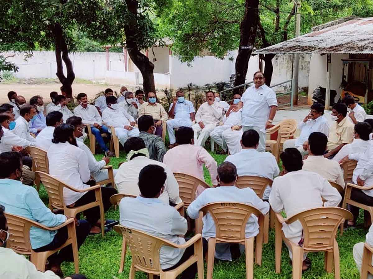 హుజురాబాద్‌లో టీఆర్‌ఎస్‌ భారీ మెజార్టీ సాధించాలి