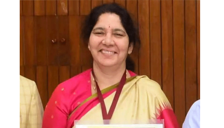 లక్కేరావుకు శుభాకాంక్షలు తెలిపిన మంత్రి సత్యవతి రాథోడ్‌