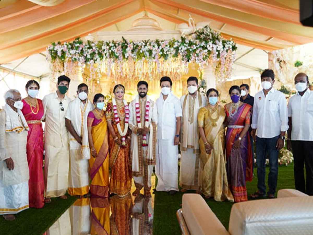 ఘ‌నంగా శంక‌ర్ కూతురి వివాహం.. హాజ‌రైన సీఎం