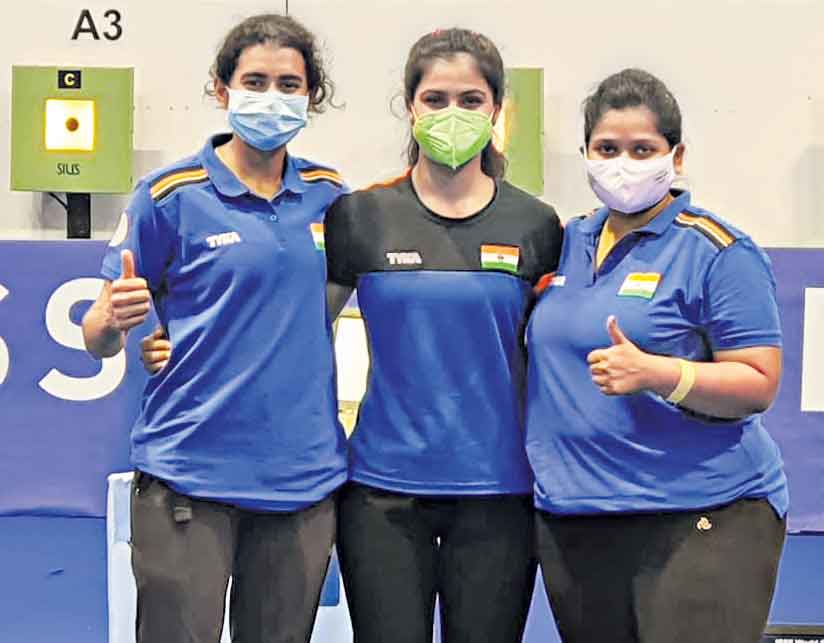 భారత త్రయానికి కాంస్యం