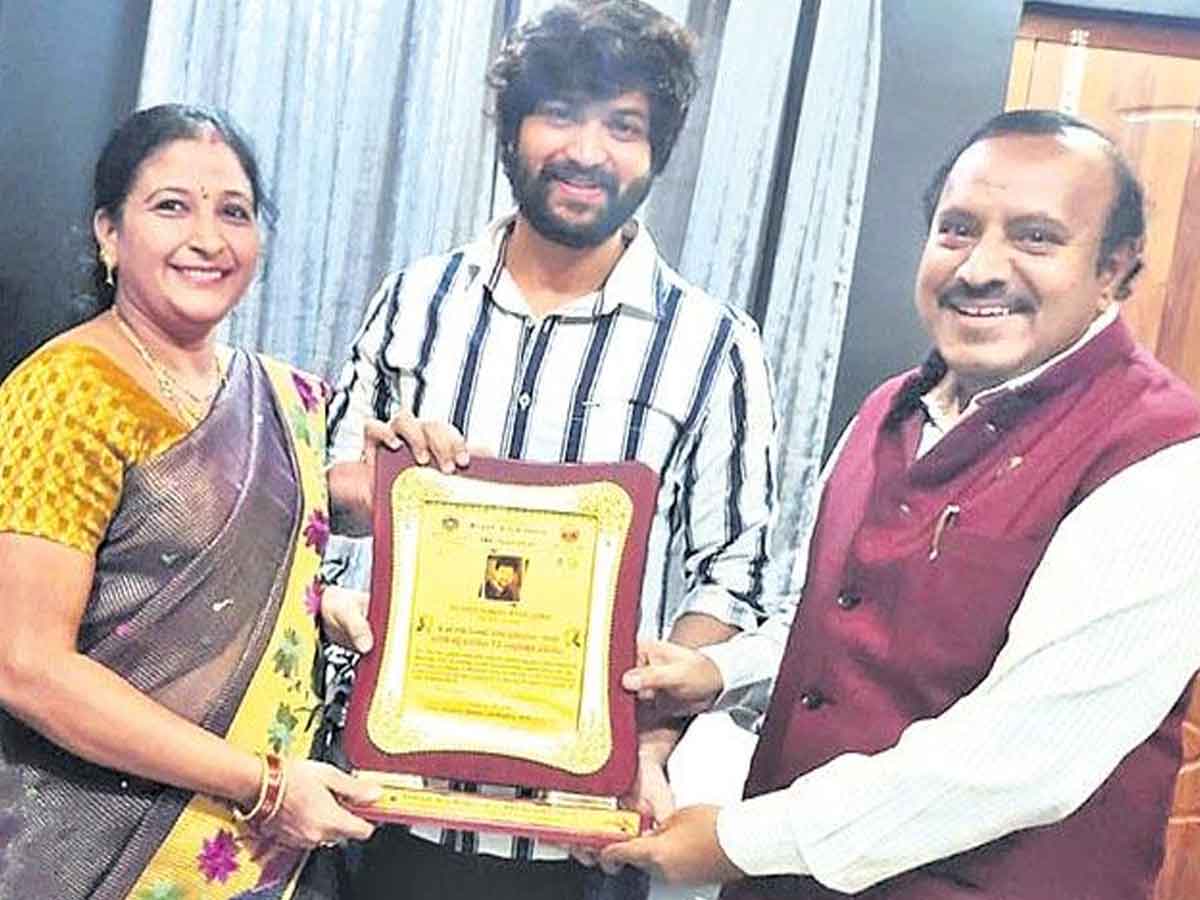 బిగ్ బాస్ ఫేం సోహైల్ సేవ‌కు స‌త్కారం