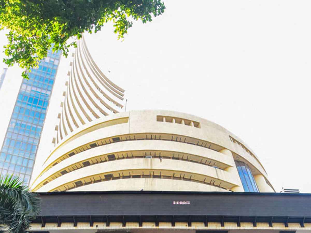 లాభాల్లో స్టాక్ మార్కెట్లు…