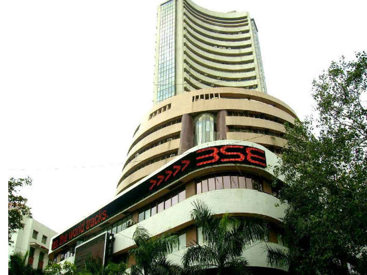 స్వల్ప లాభాల్లో స్టాక్ మార్కెట్లు…