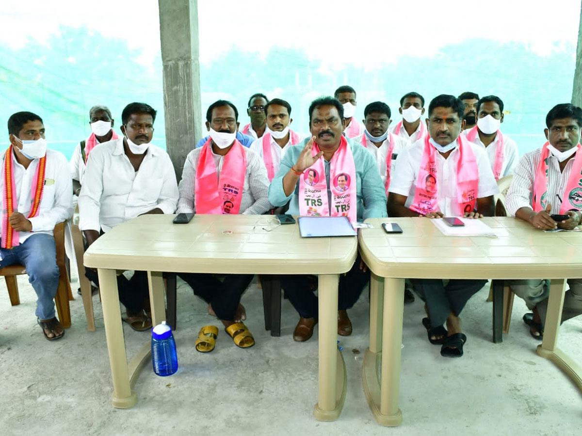 హుజురాబాద్‌లో గులాబీ జెండా ఎగరడం ఖాయం