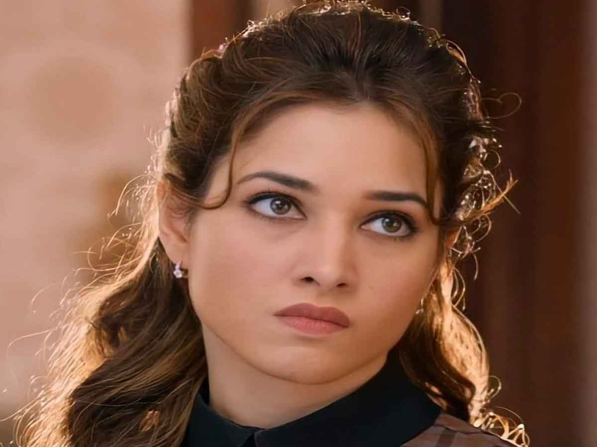 వ‌రుస వెబ్ సిరీస్‌ల‌తో ర‌చ్చ చేస్తున్న త‌మ‌న్నా