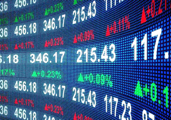 టాప్ గెయినర్స్ జాబితాలో టైటాన్ , అదానీ పోర్ట్స్…