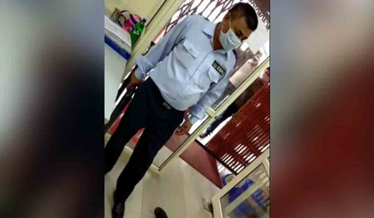 మాస్క్‌పై వాగ్వాదం.. వ్య‌క్తిపై బ్యాంక్ సెక్యూరిటీ గార్డ్‌ కాల్పులు