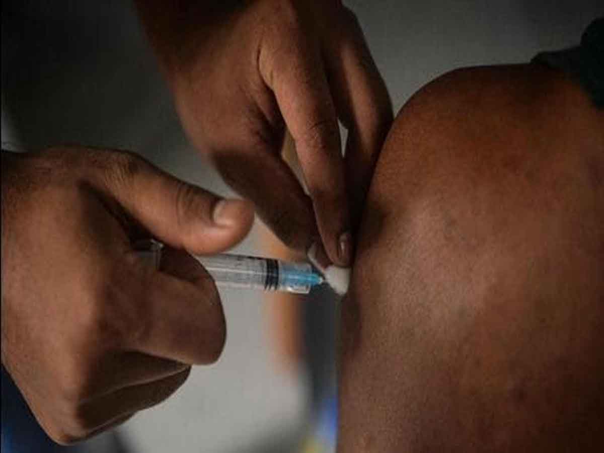 వ్యాక్సిన్ల‌తో వీర్య‌క‌ణాలూ త‌గ్గ‌లేదు.. లైంగిక సామ‌ర్థ్యం కూడా