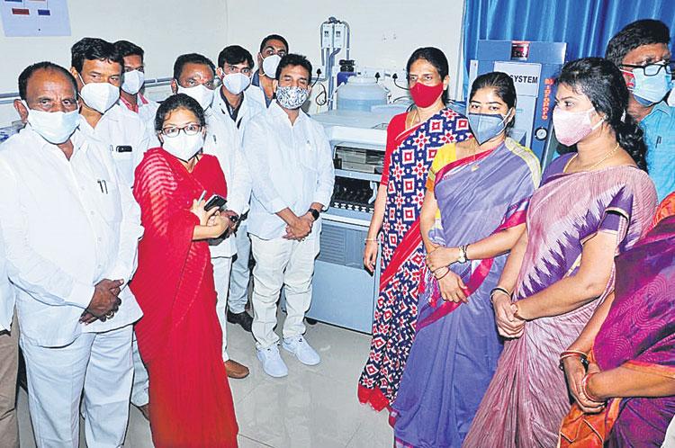 కార్పొరేటుకు దీటుగా వైద్యం