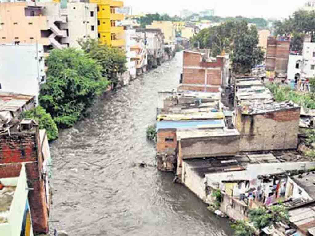 వాట‌ర్ డ్రెయిన్స్‌పై ఫిర్యాదుకు జీహెచ్ఎంసీ ప్ర‌త్యేక హెల్ప్‌లైన్ నంబ‌ర్‌