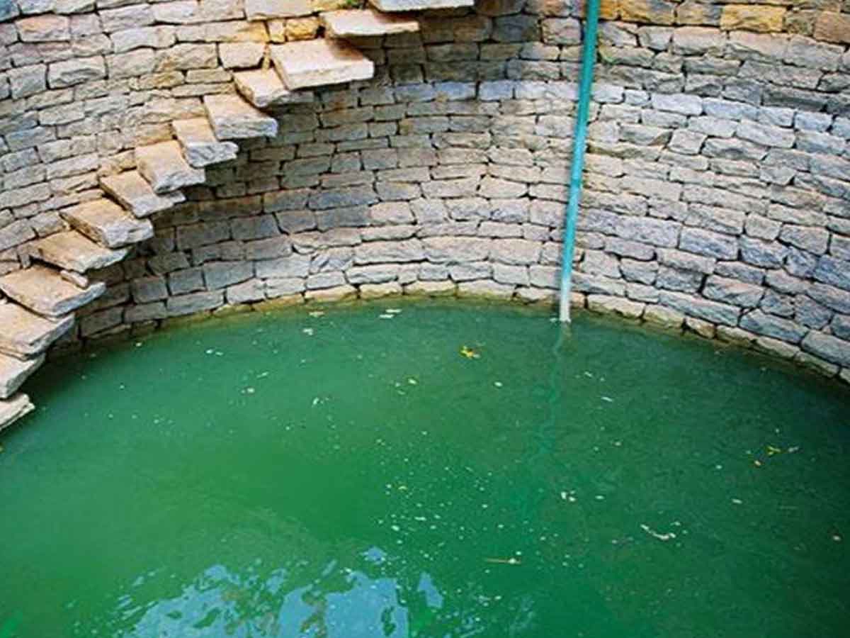 ముగ్గురు పిల్లలతో వ్యవసాయ బావిలో దూకి తల్లి ఆత్మహత్య