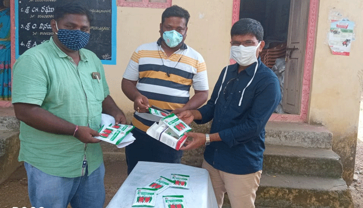 నకిలీ మిరప విత్తనాల పట్టివేత