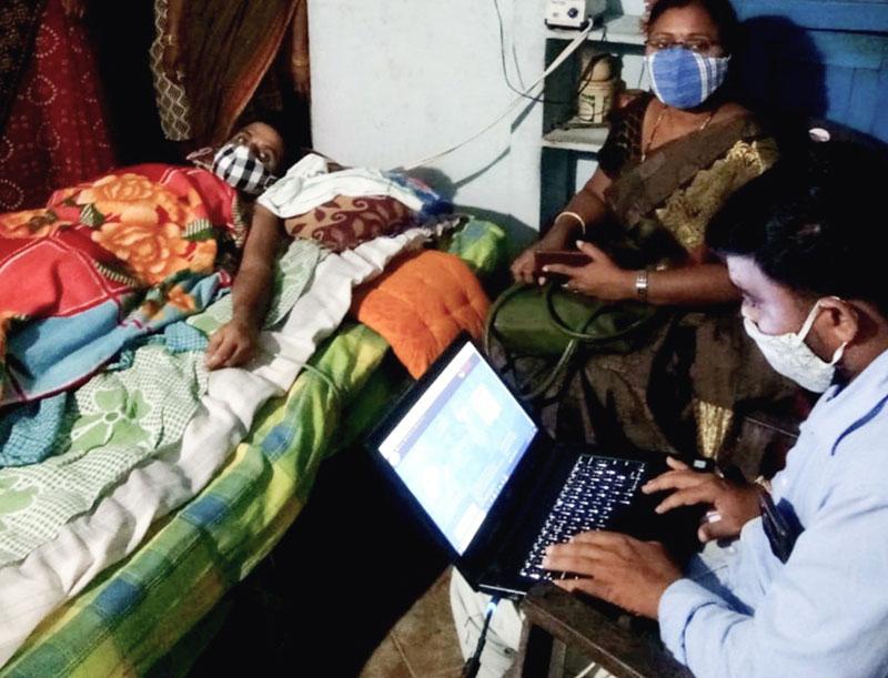 ఇంటి వద్దకే వచ్చి ధరణి రిజిస్ట్రేషన్‌