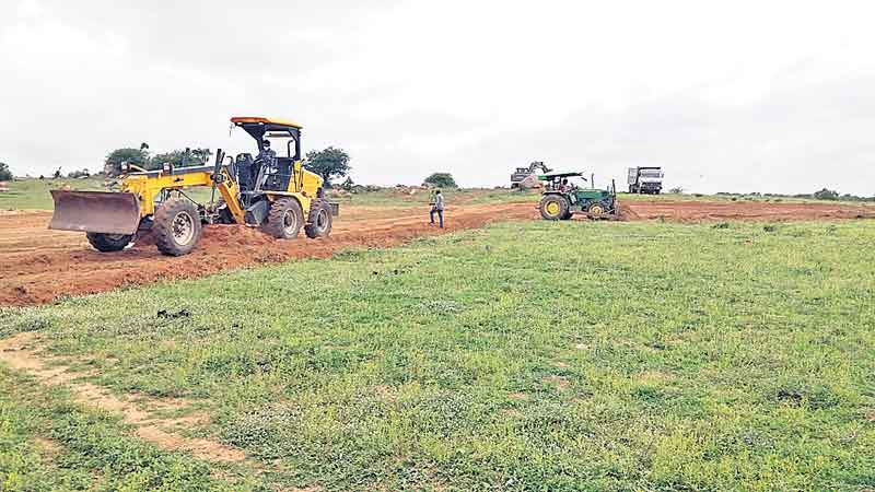 సీఎం పర్యటనకు.. చకచకా ఏర్పాట్లు